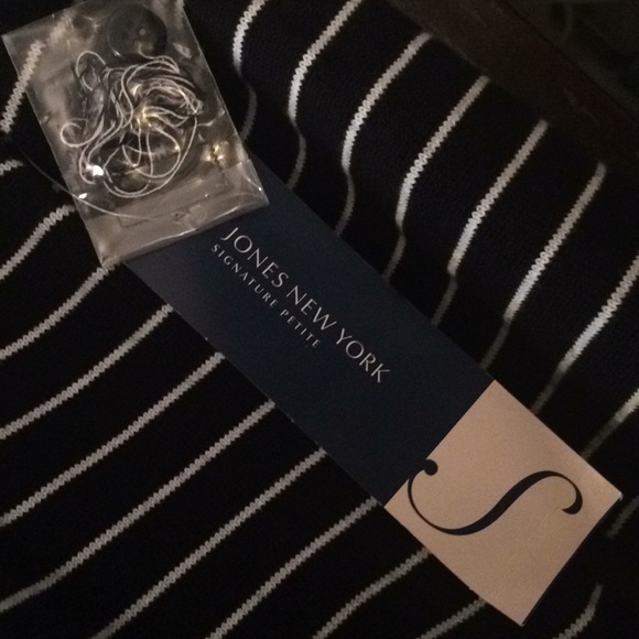 NWT! Jones New York button down sweater NWT - Picture 4 of 8